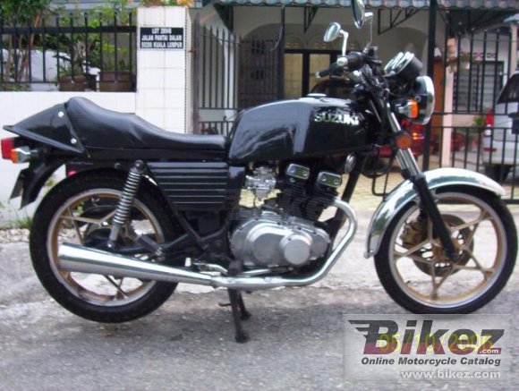 1982 Suzuki GSX 250 E photo